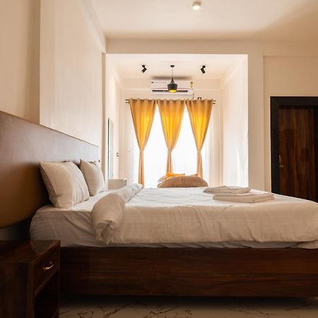 The Kaziranga Address Hotel Eksteriør billede