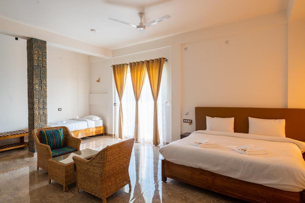 The Kaziranga Address Hotel Eksteriør billede