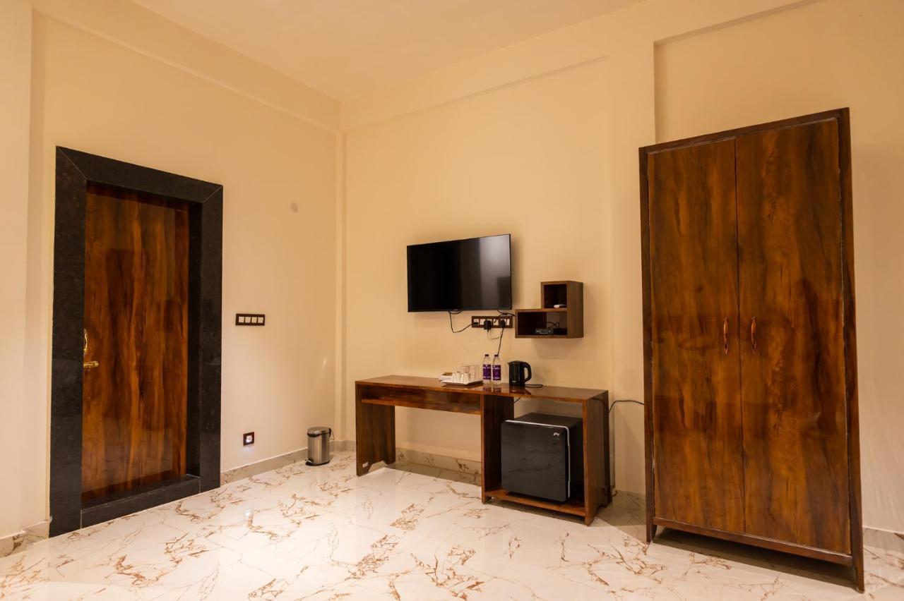 The Kaziranga Address Hotel Eksteriør billede