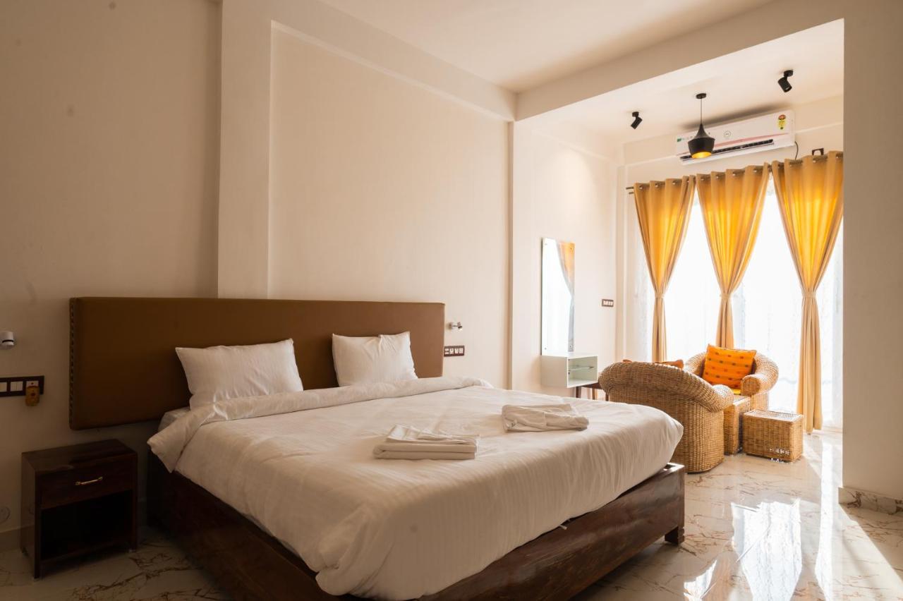 The Kaziranga Address Hotel Eksteriør billede