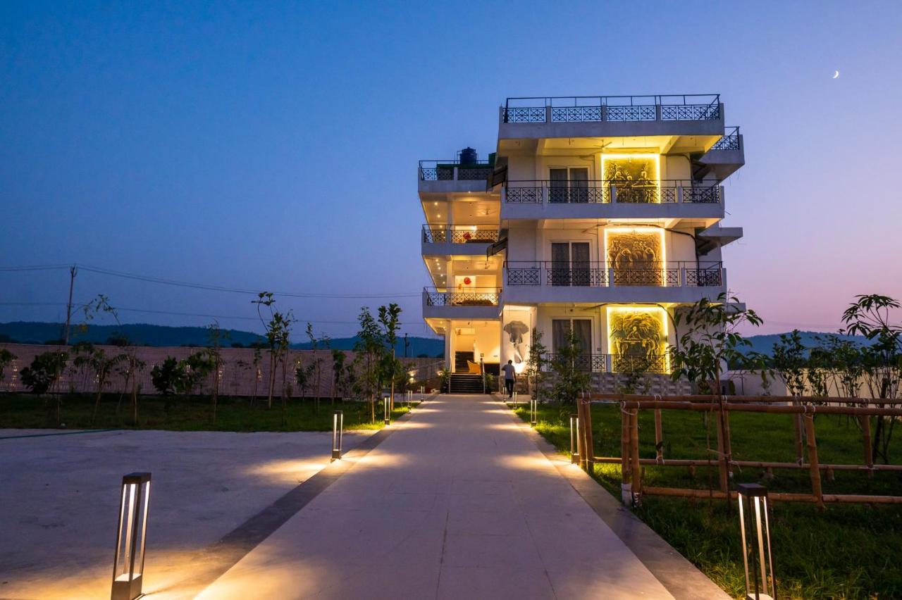 The Kaziranga Address Hotel Eksteriør billede